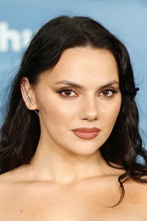 დაფნე კინი